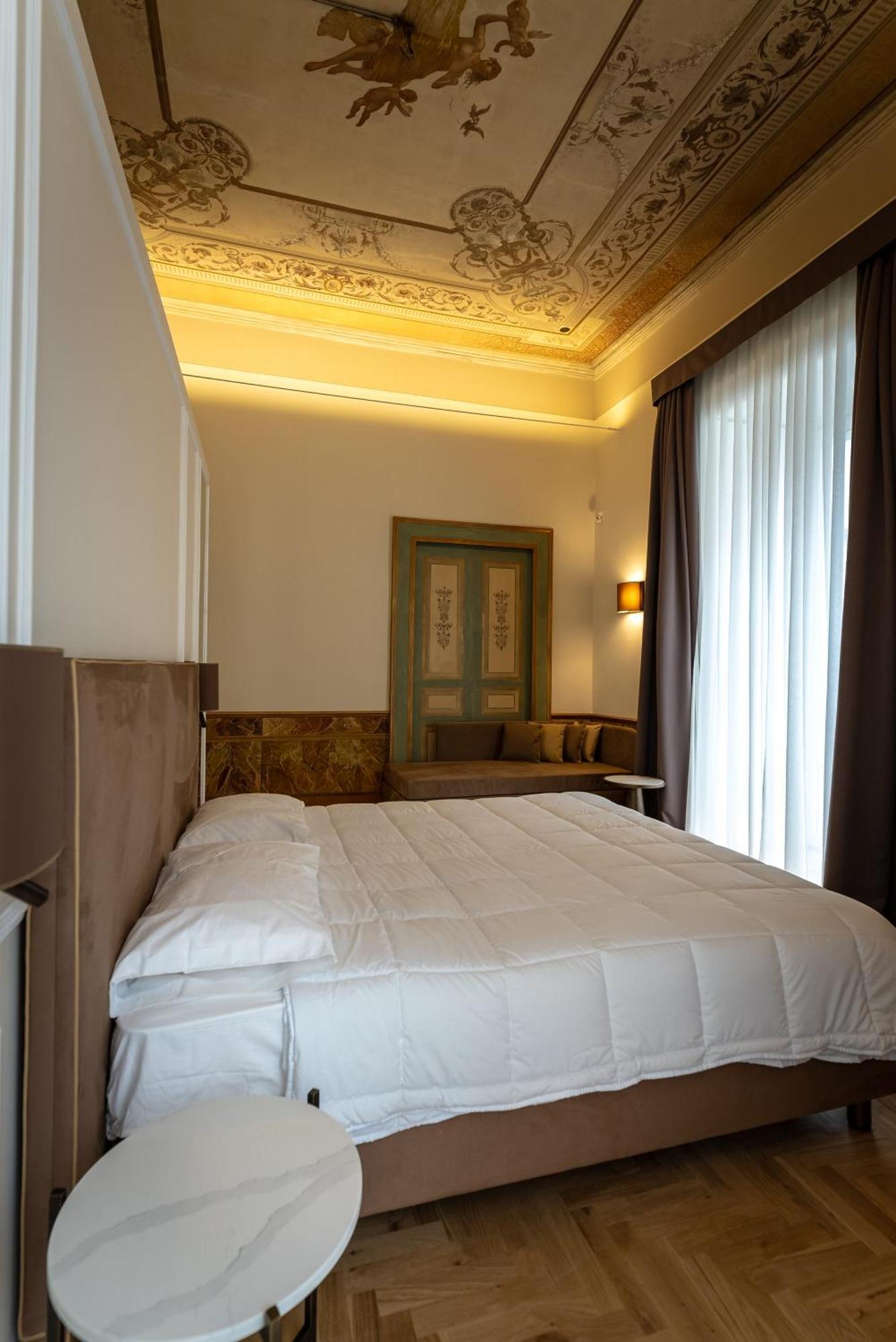 Antica Dimora Pessina Hotel Napoli Exterior foto