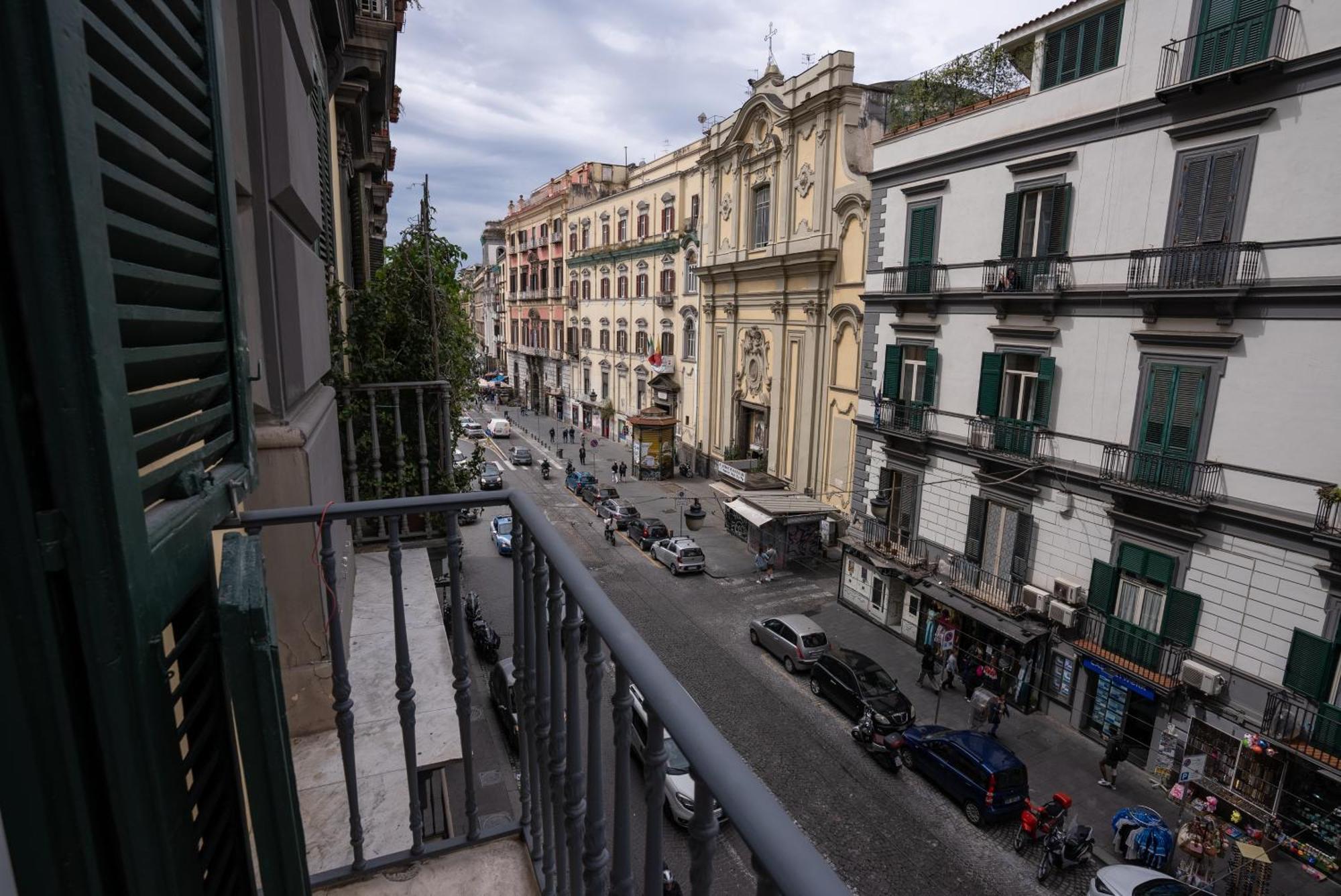 Antica Dimora Pessina Hotel Napoli Exterior foto